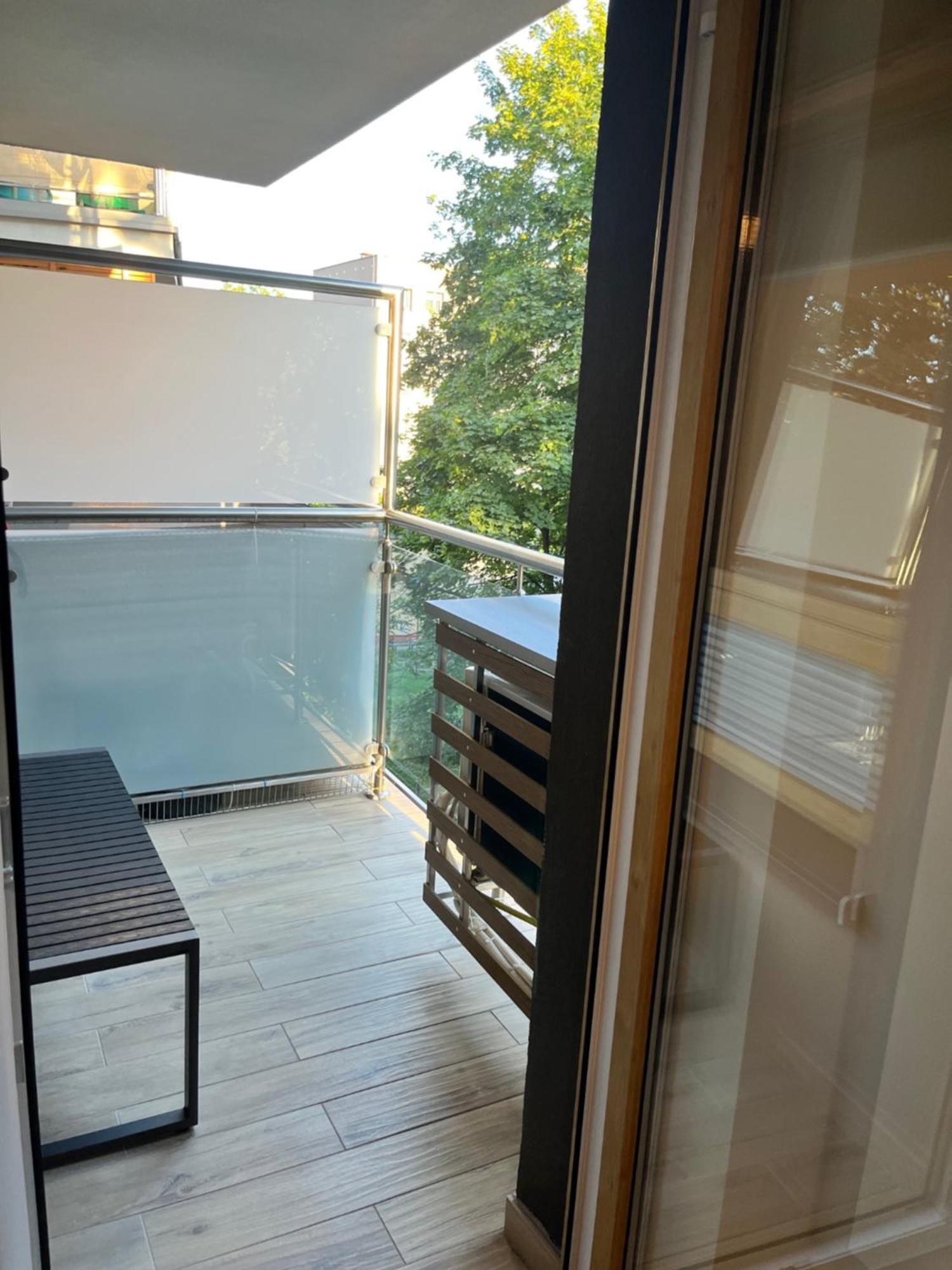Apartament Julia 1-4 Os Starowapiennikowa 42A Z Balkonem I Klimatyzacja Kielce Zewnętrze zdjęcie